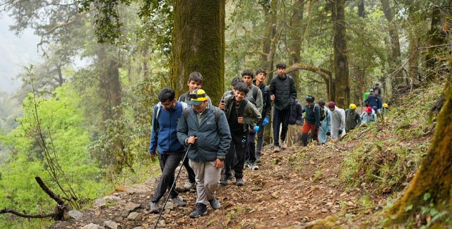 trekking